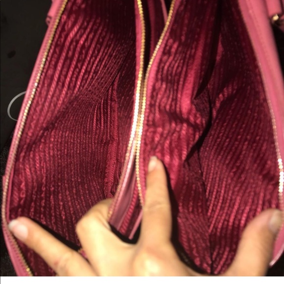 🚫SOLD🚫Auth, pre-owned PRADA SAFFIANO Bag - Picture 7 of 8